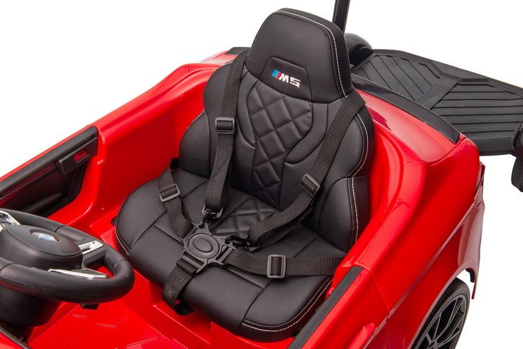 Lean Cars, BMW M5, pojazd na akumulator z platformą dla rodzica, czerwony lakierowany