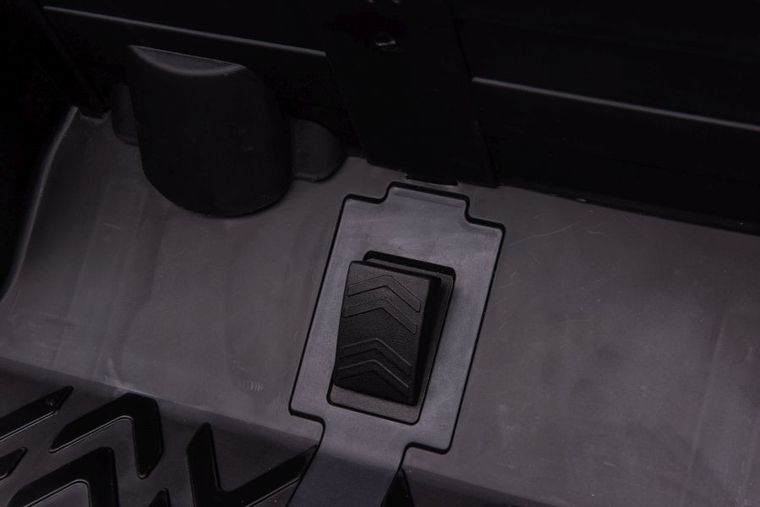 Lean Cars, pojazd na akumulator, JC222, czerwony