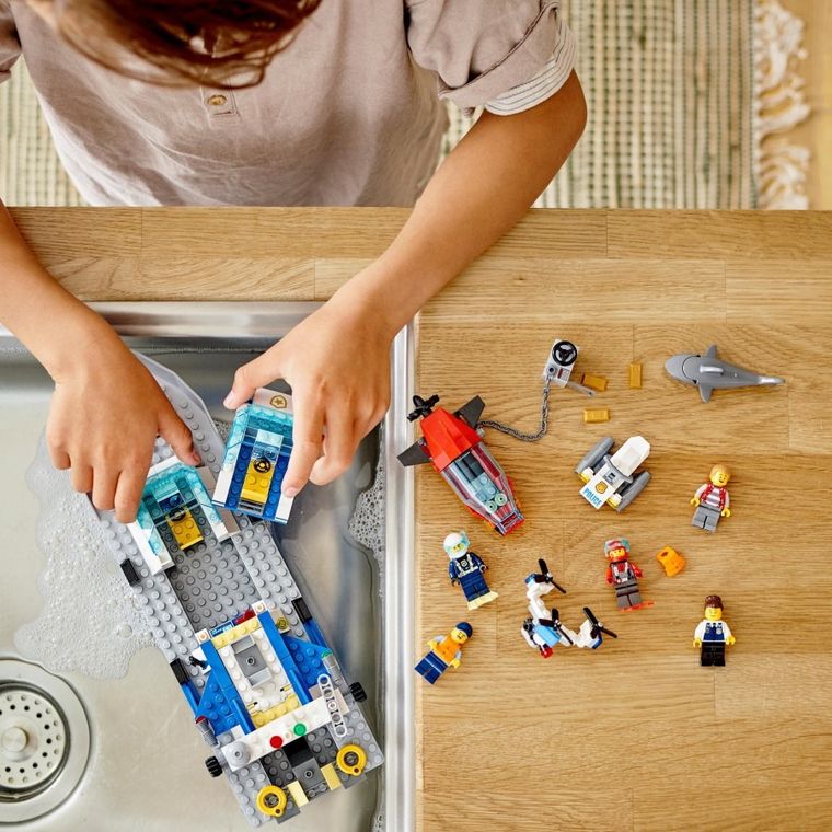 LEGO City, Policyjna łódź patrolowa, 60277