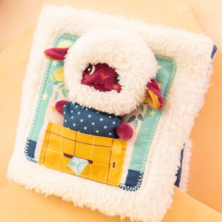 Lilliputiens, Dobranoc, Owieczka Yvon, książeczka aktywizująca z mini-przytulanką, 12m+