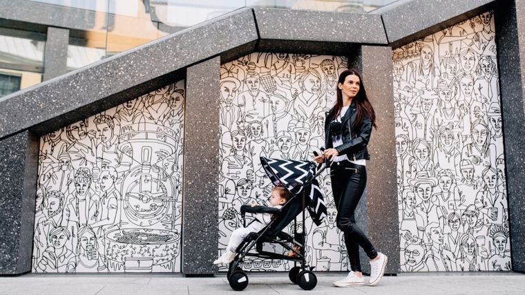 Lionelo, Elia Oslo, wózek spacerowy, czarno-biały