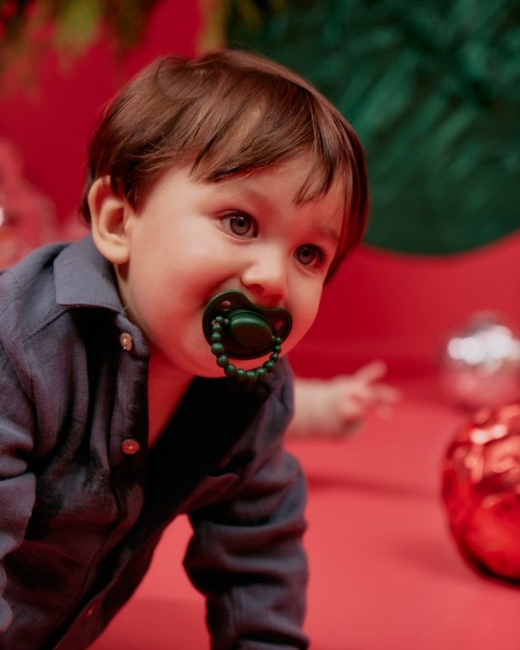 Luu Kids, smoczek pozycjonujący, Holy Green & Santa Red, 3-6m, 2 szt.