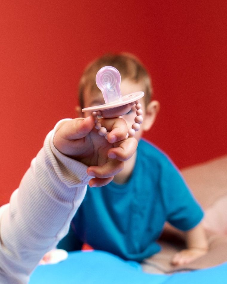 LUU Kids, smoczek pozycjonujący, Velvet Blush, 6m+