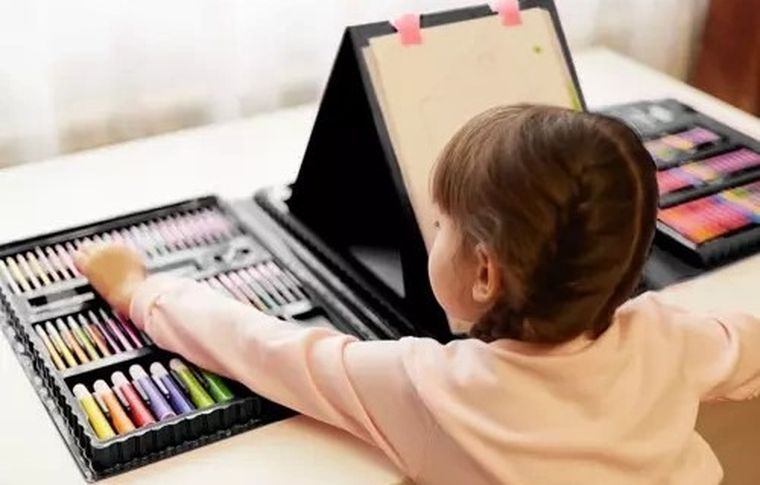 Maaleo, zestaw do malowania w walizce, 208 szt.