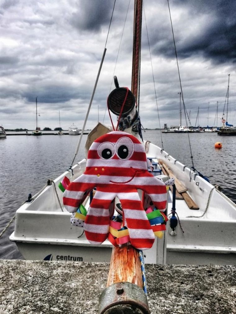 Mom's Care, szeleszcząca ośmiornica, zawieszka, kontrastowa zabawka sensoryczna