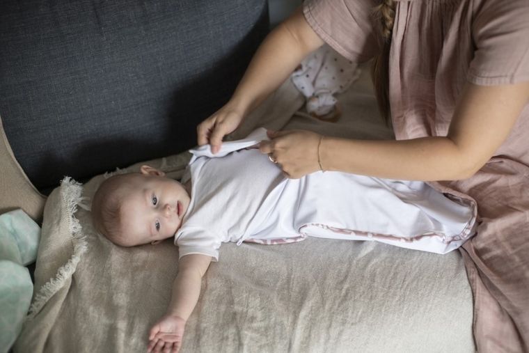 Motherhood, Classics Szary, Zip&Swaddle, otulacz, rozmiar 1, 2,5-5 kg