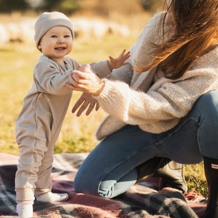 Pajac dziecięcy, wełna merino, beżowy, Eevi
