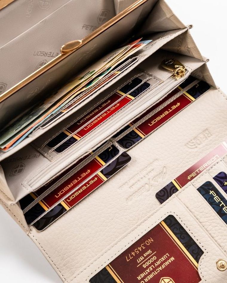 Portfel, beżowy, skórzany, Peterson