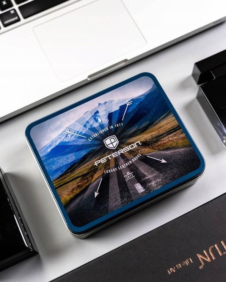 Portfel, czarny, skórzany, Peterson