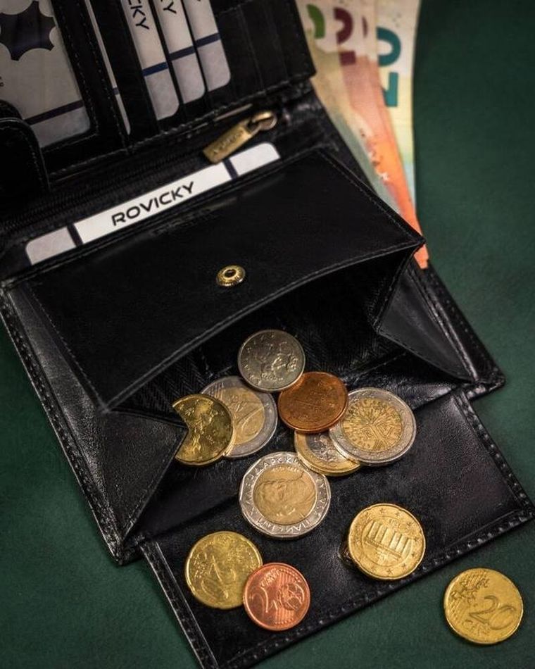 Portfel, czarny, skórzany, RFID, Rovicky