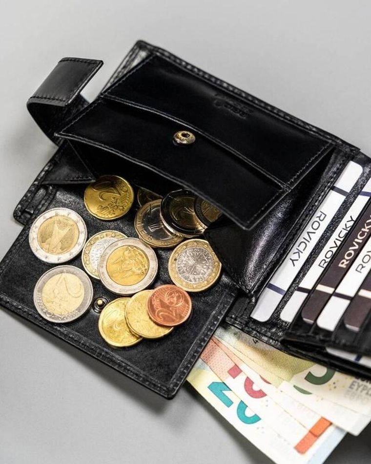 Portfel, czarny, skórzany, RFID, Rovicky