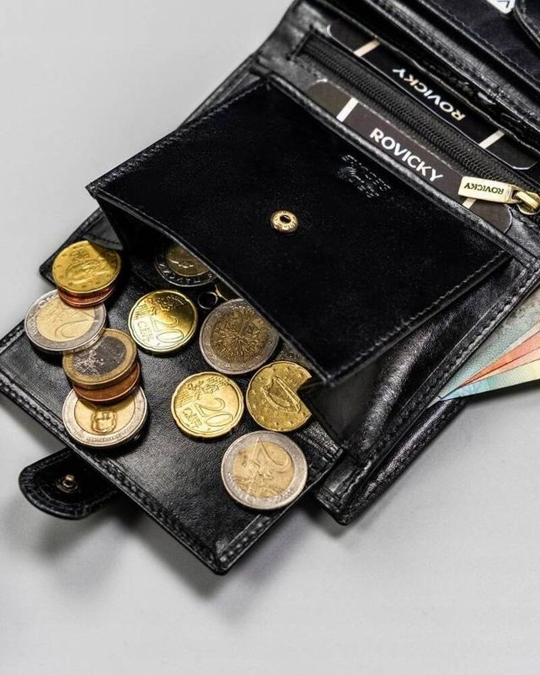 Portfel, czarny, skórzany, Rovicky