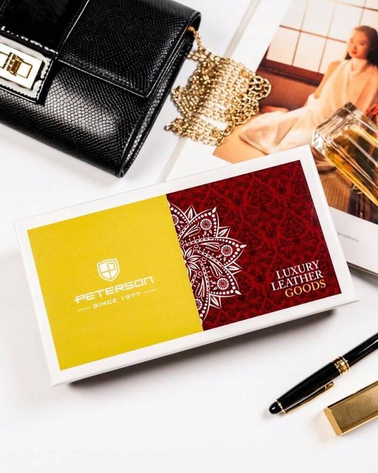 Portfel, czerwony, skórzany, Peterson