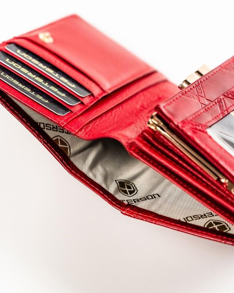 Portfel, czerwony, skórzany, RFID, Peterson