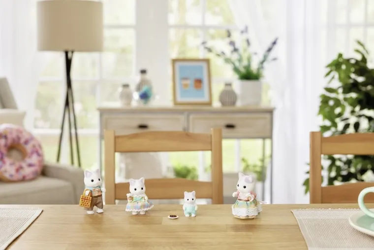 Sylvanian Families, Rodzina kotków, zestaw figurek, 5738