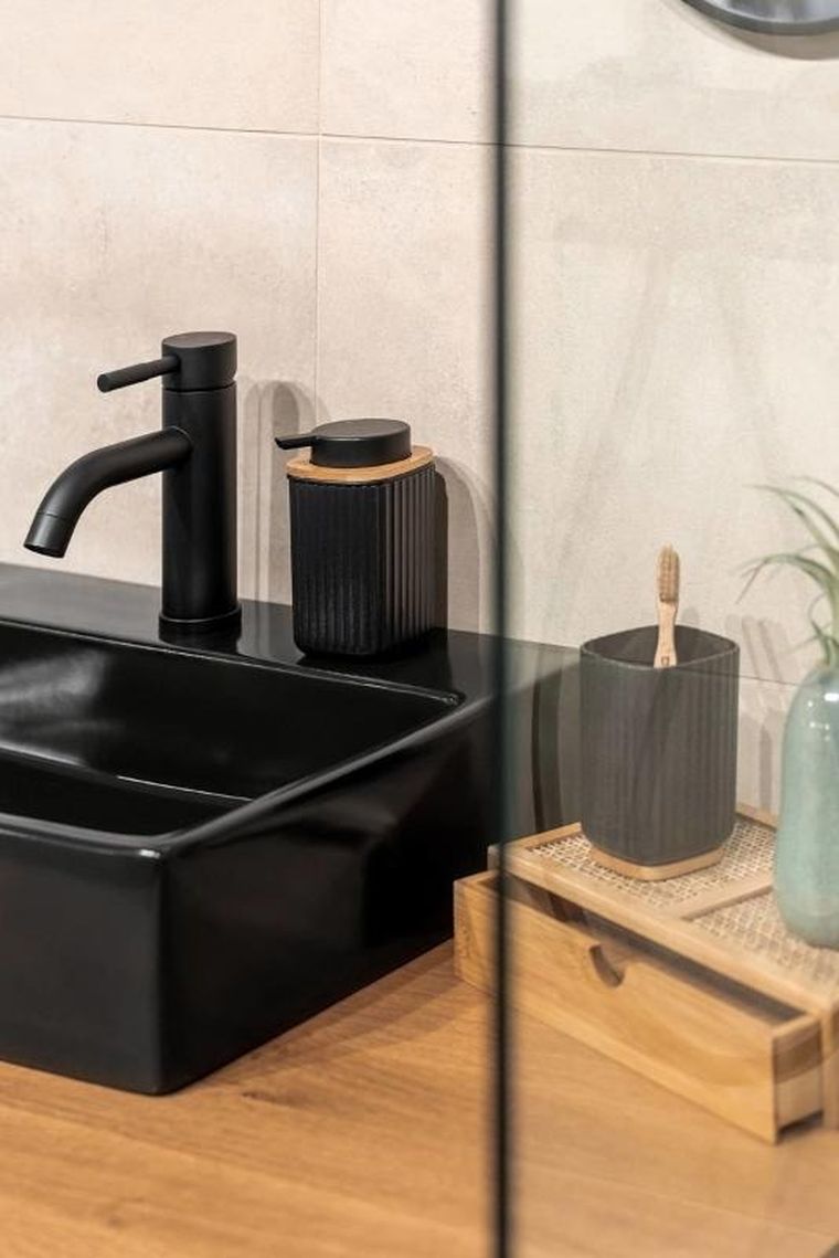 Wenko, pojemnik na szczoteczki do zębów, Rotello