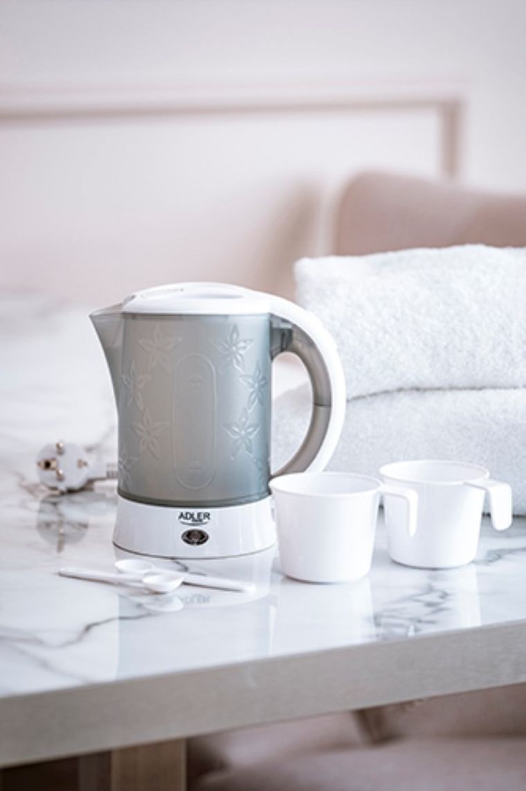 Adler, czajnik elektryczny, plastikowy, 0,6 l, 600W, AD 1268
