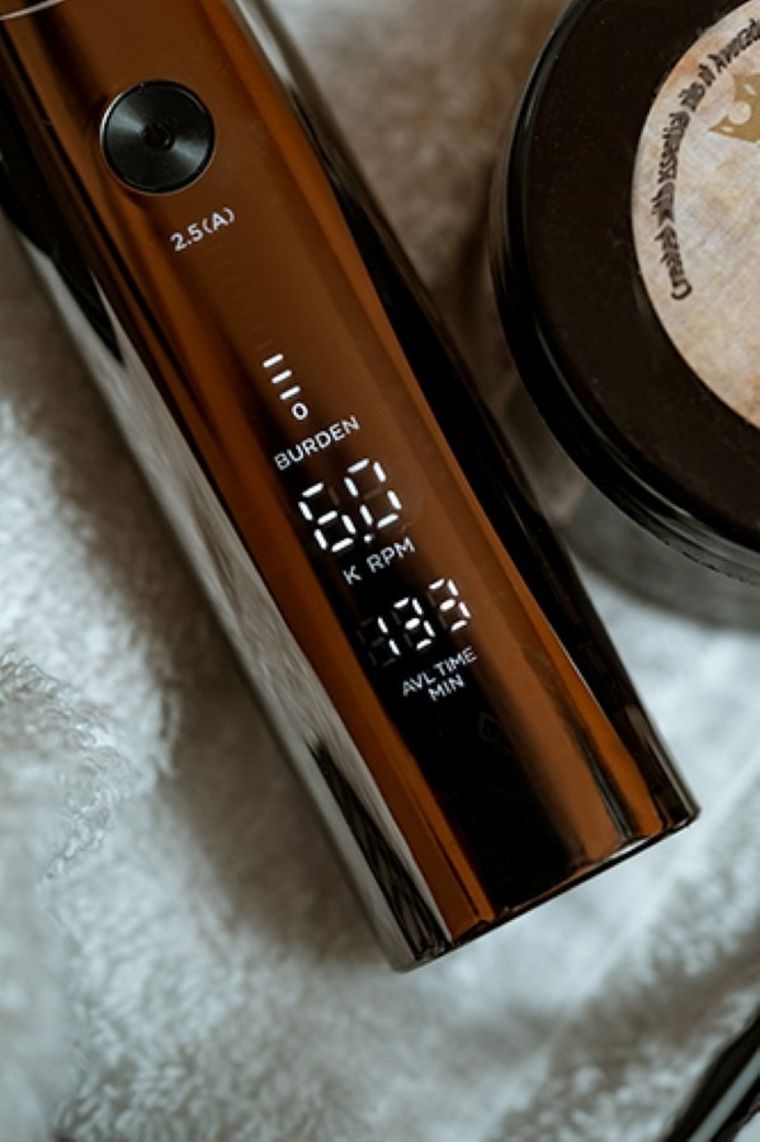 Adler, strzyżarka do włosów z LCD, AD 2834