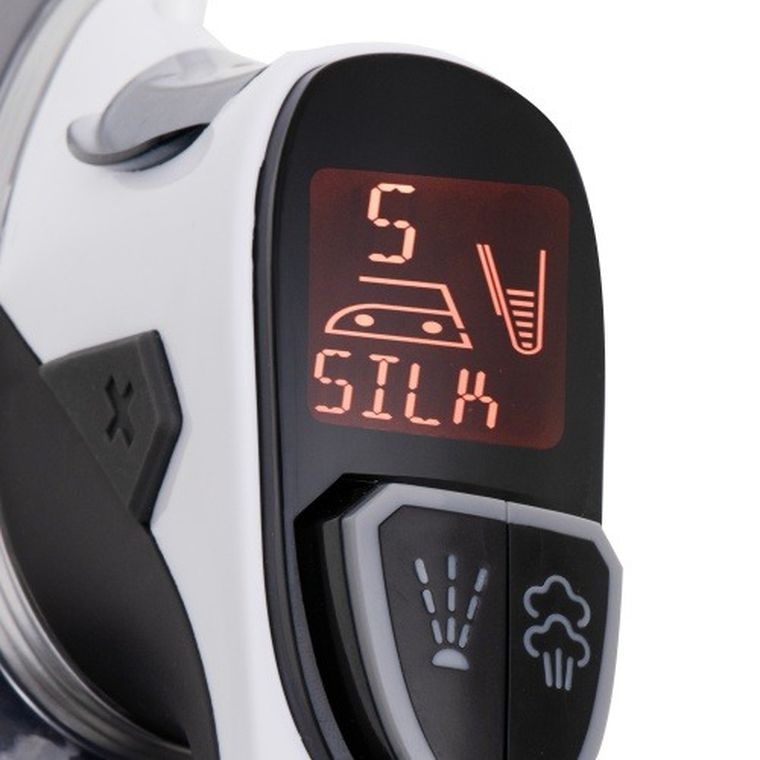 Adler, żelazko parowe z ekranem LCD