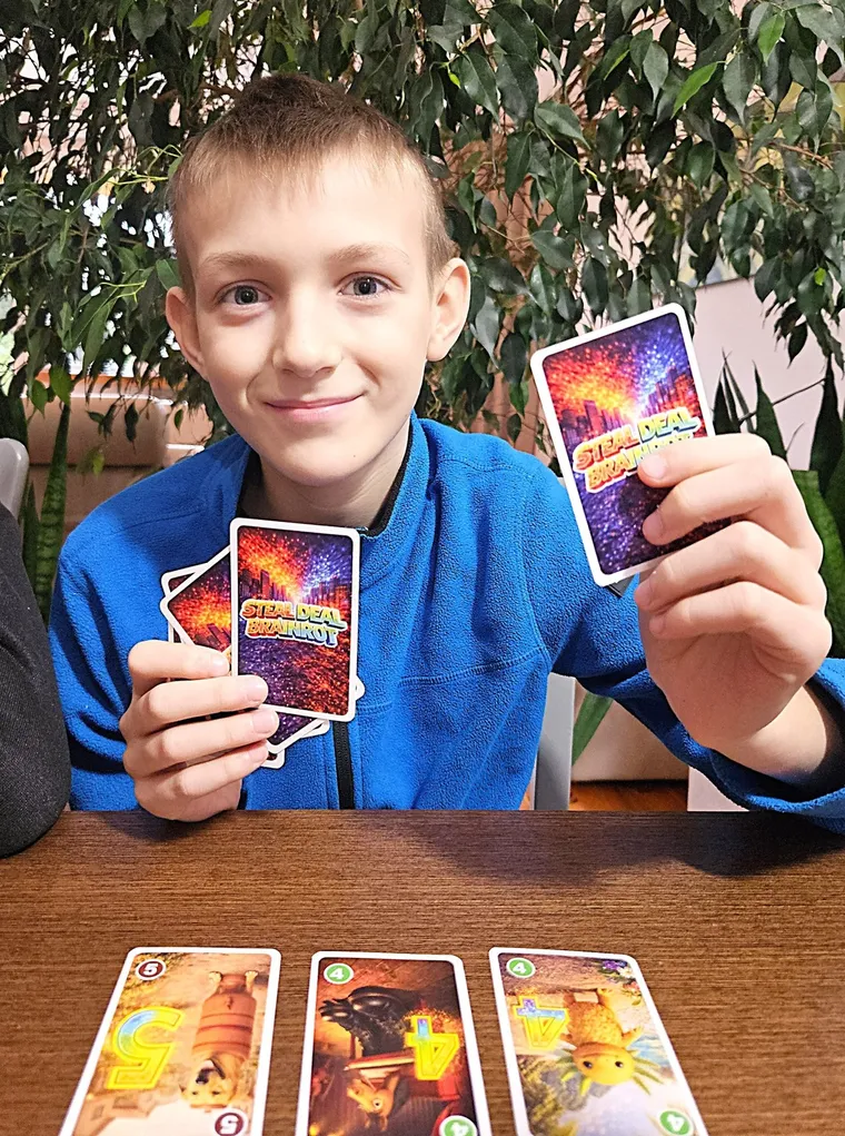 Alexander, Steal Deal Brainrot, Zwiń Brainrota, rodzinna gra karciana