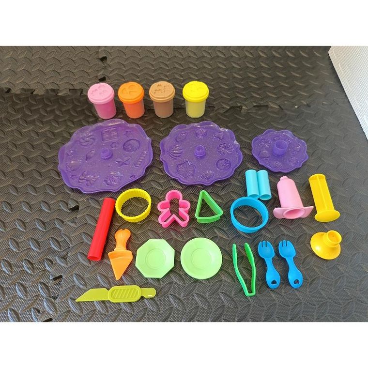 Anek dla Dzieci, masa plastyczna, cukiernia