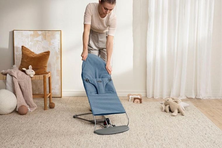 BabyBjörn, Bliss Woven, leżaczek bujaczek, melanżowy niebieski