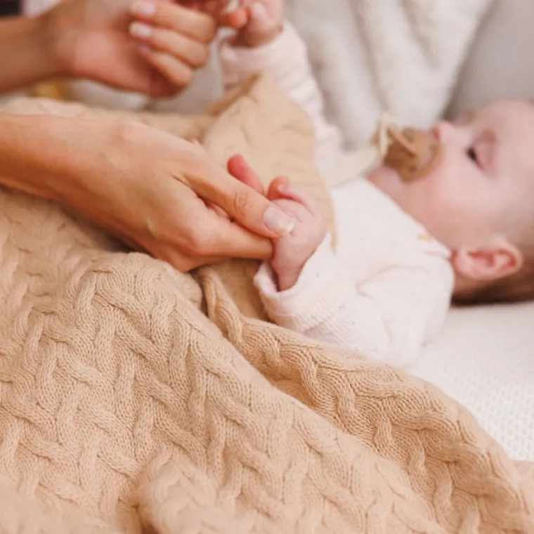 BabyOno, kocyk z wełny merino, ciemny beż