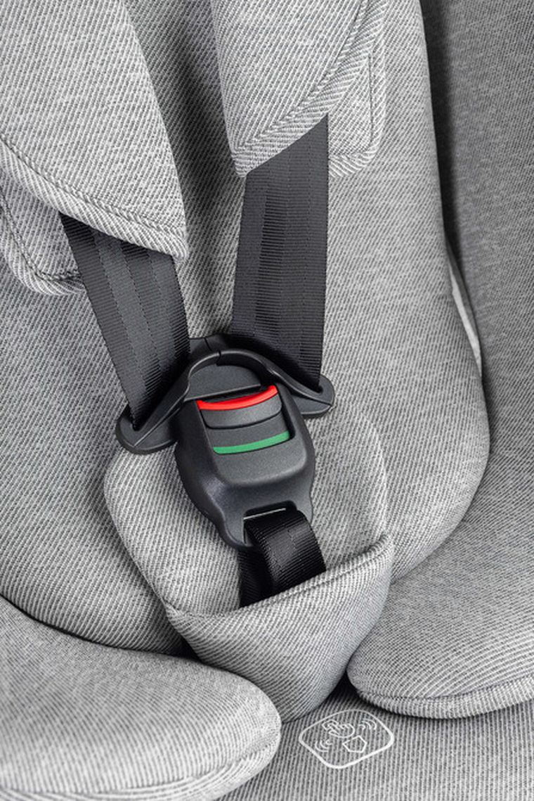 Caretero, Lumi, i-Size, fotelik samochodowy, light grey, 40-150 cm