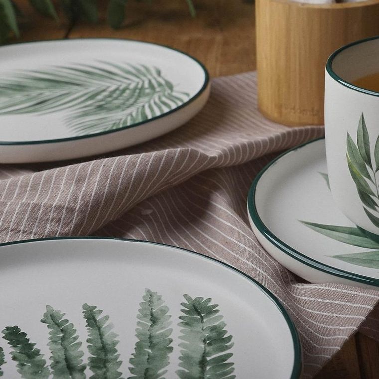 Homla, Blyde, talerz, z liściem paproci, 20 cm