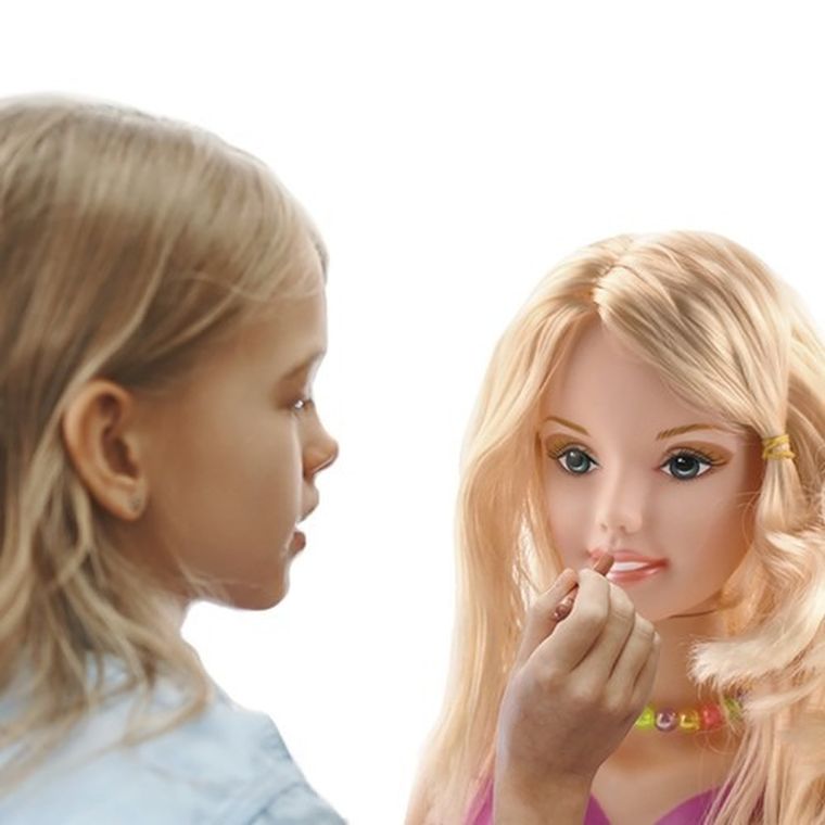 Kruzzel, głowa do stylizacji z akcesoriami