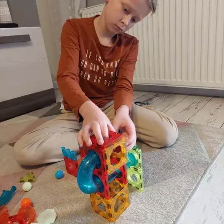 Kruzzel, klocki magnetyczne, 77 elementów