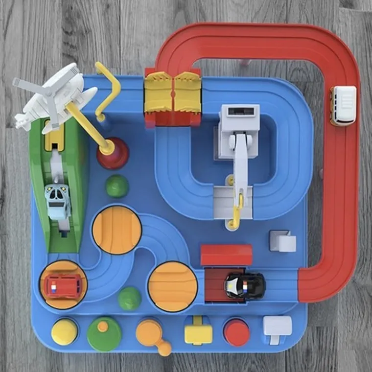 Kruzzel, tor samochodowy z przeszkodami