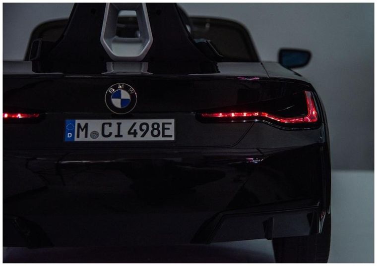 Lean Cars, BMW I4, pojazd na akumulator 4-4, JE1009, czarny