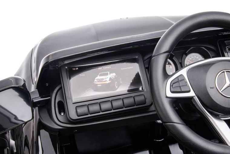 Lean Cars, Mercedes-Benz, pojazd na akumulator 4-4, czarny