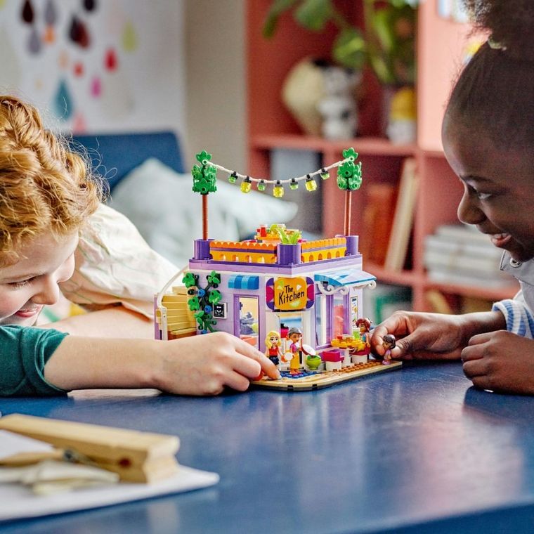 LEGO Friends, Jadłodajnia w Heartlake, 41747