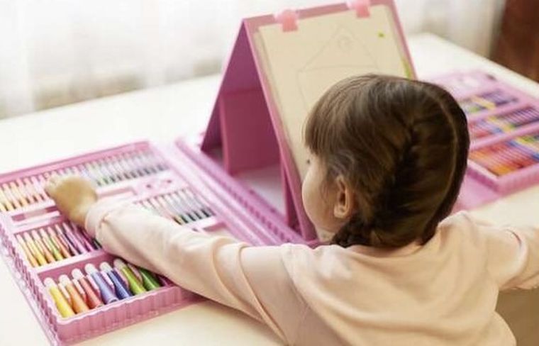 Maaleo, zestaw do malowania w walizce, 208 szt.