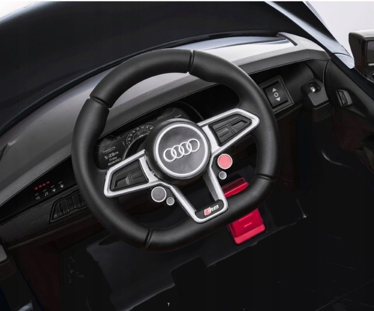 Milly Mally, Audi R8 Spyder, pojazd na akumulator, czarny