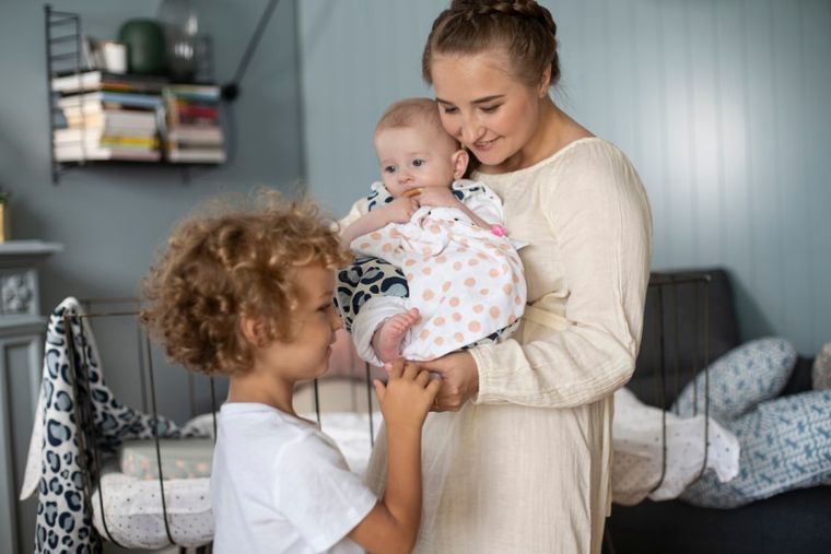 Motherhood, Kropy Różowe, śpiworek z kieszonką i nogawkami, ocieplany, TOG 2, 18m+