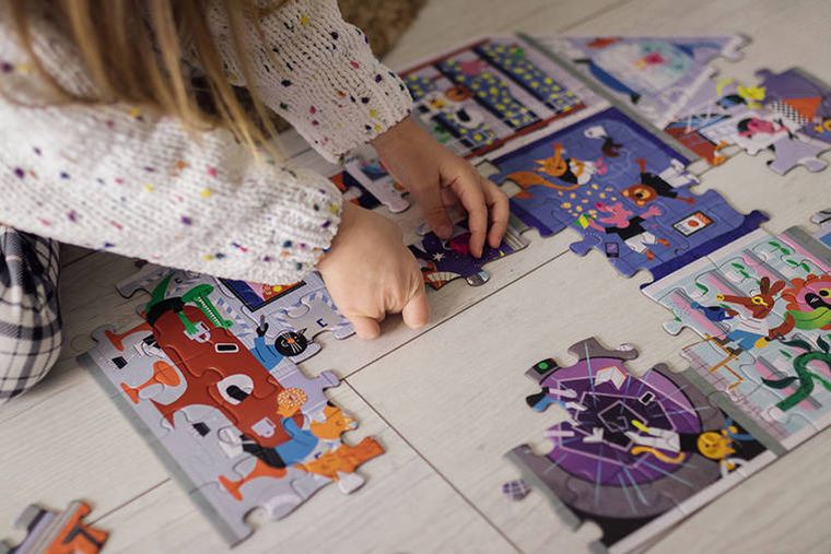 Mudpuppy, Dom na Marsie, puzzle konturowe, 100 elementów