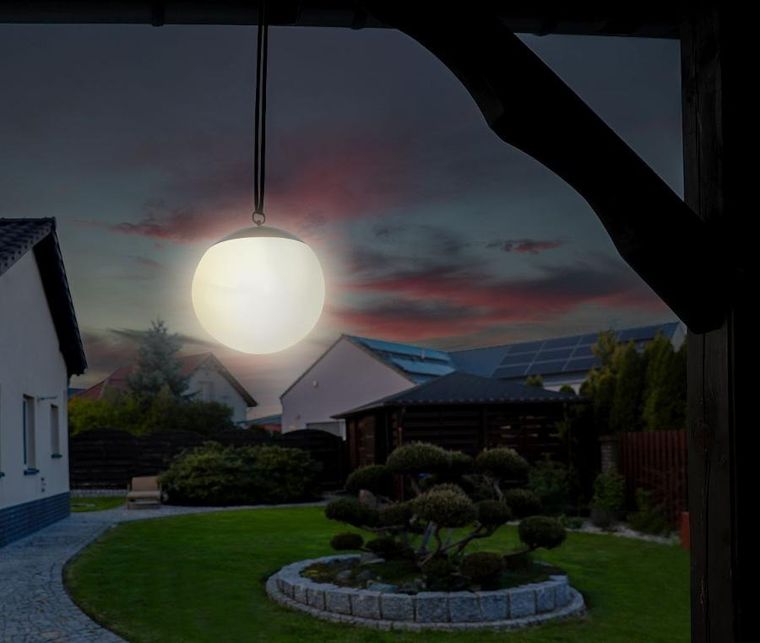 Saska Garden, lampa solarna plastikowa, kula wisząca, 20 cm