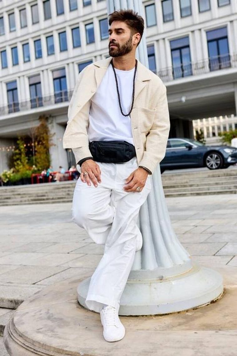 Saszetka na biodro, nerka, czarna, Rovicky