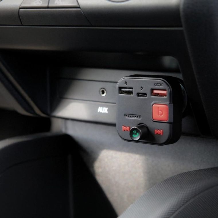 Savio, transmiter FM z wyświetlaczem, ładowarka, bluetooth