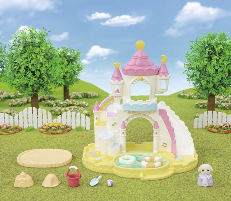Sylvanian Families, Plac zabaw z basenem, zestaw figurek, 5746