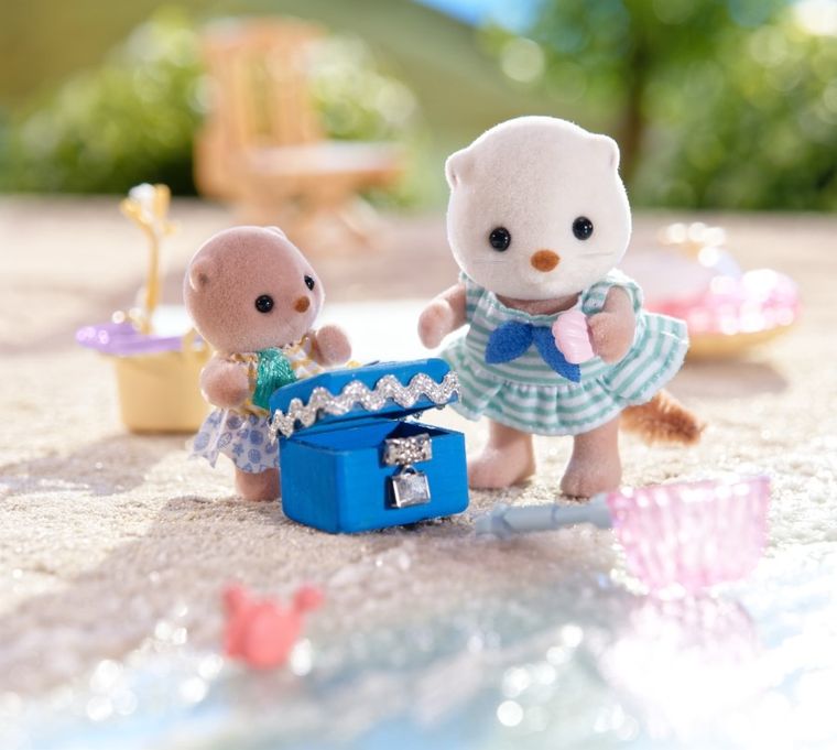 Sylvanian Families, Siostry Wydr Morskich na wakacjach, zestaw z figurkami, 5804