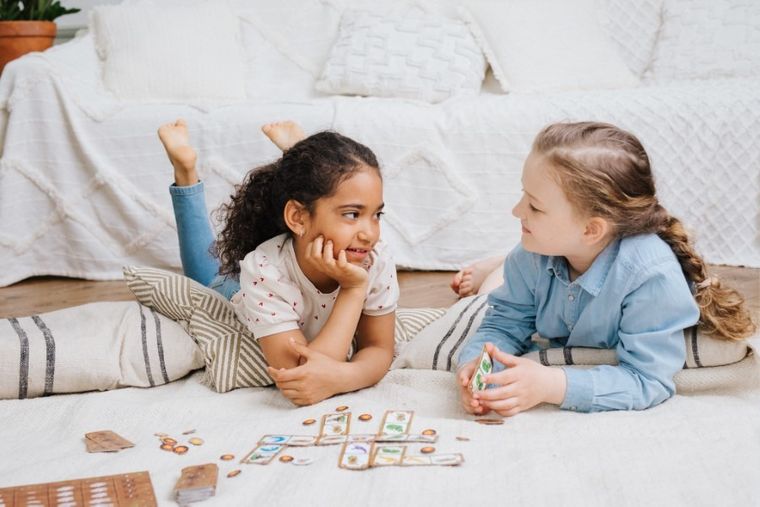 Trefl, Dinogang, gra familijna