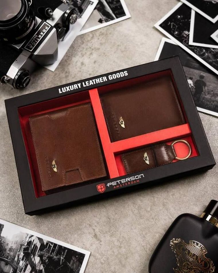 Zestaw: Portfel, Etui na karty, Brelok, brązowy, skórzany, RFID, Peterson