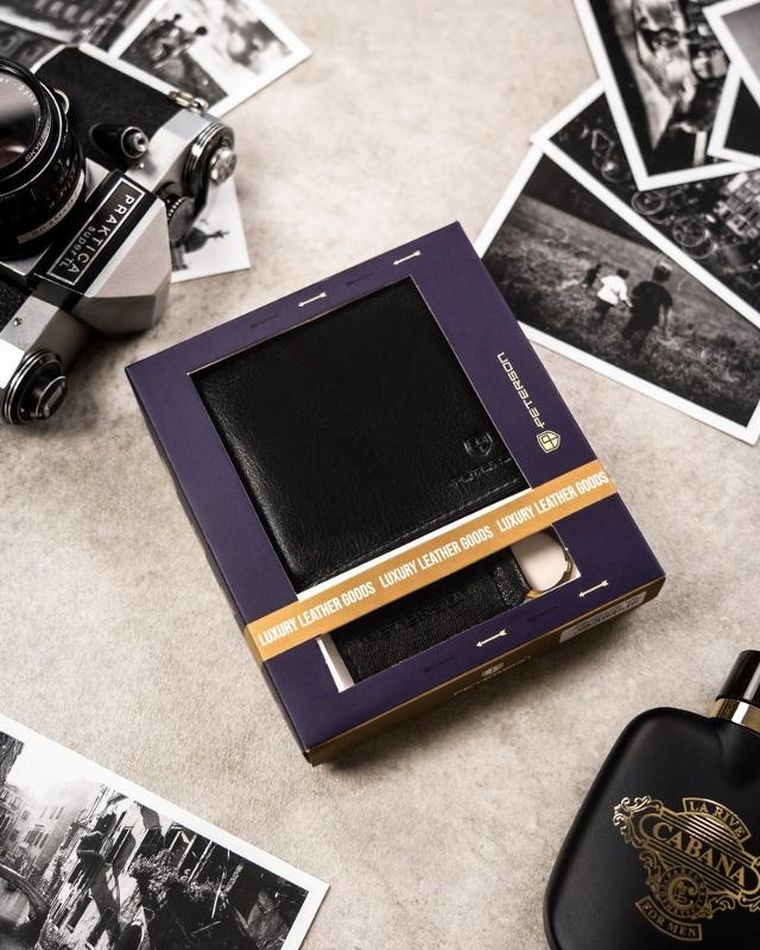 Zestaw prezentowy: Portfel, Brelok, czarny, skórzany, Peterson