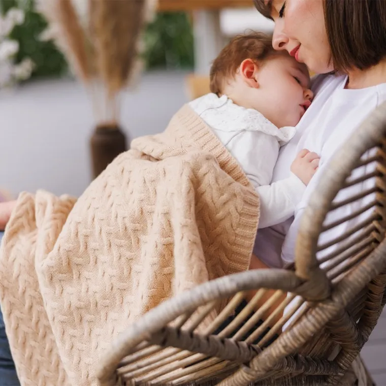 BabyOno, kocyk z wełny merino, ciemny beż