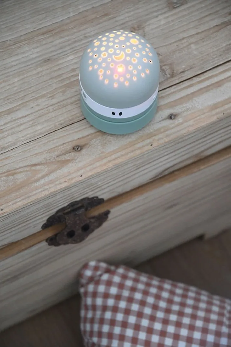 Beaba, Pixie, projektor gwiazd z pozytywką i czujnikiem płaczu, sage green