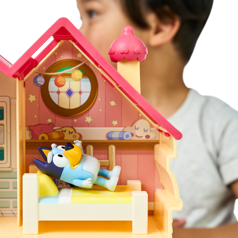 Bluey, mini dom rodzinny, zestaw z figurką
